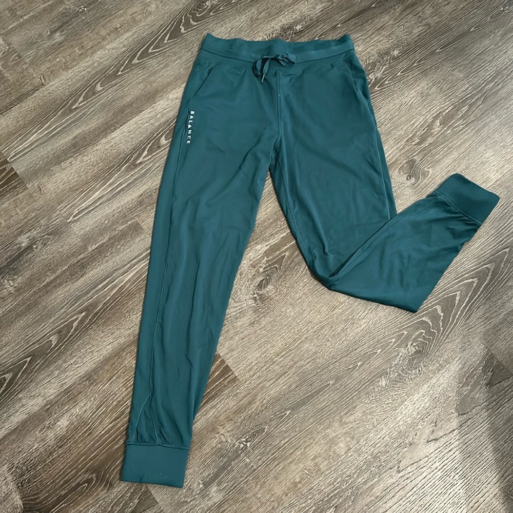 NWOT Balance Athletica/Vitality women’s jogger pants size L